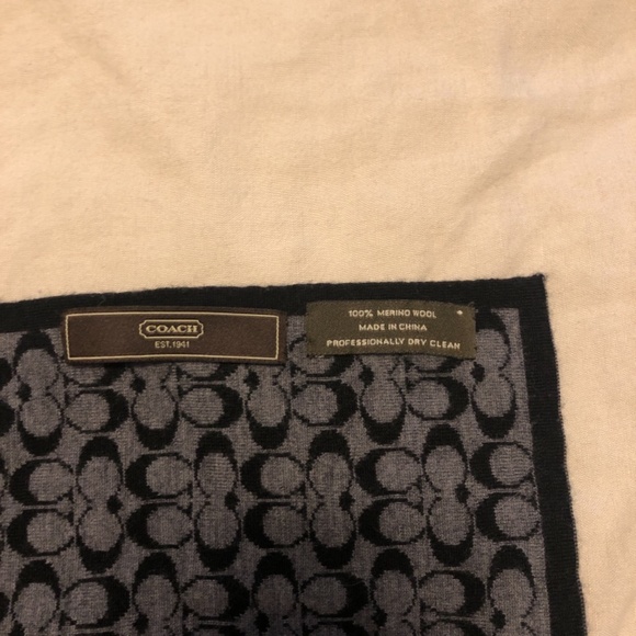 Vintage Y2K  Black Coach Signature C Print Merino Wool Reversible Hat an… - Picture 3 of 6